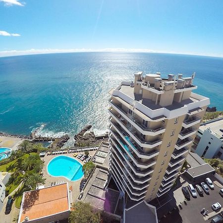 Duas Torres Hotel Funchal  Buitenkant foto